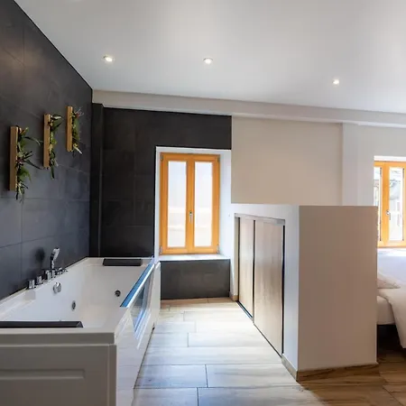 Superbe Loft Balneo Hammam #5 Apartment Embrun Exterior photo